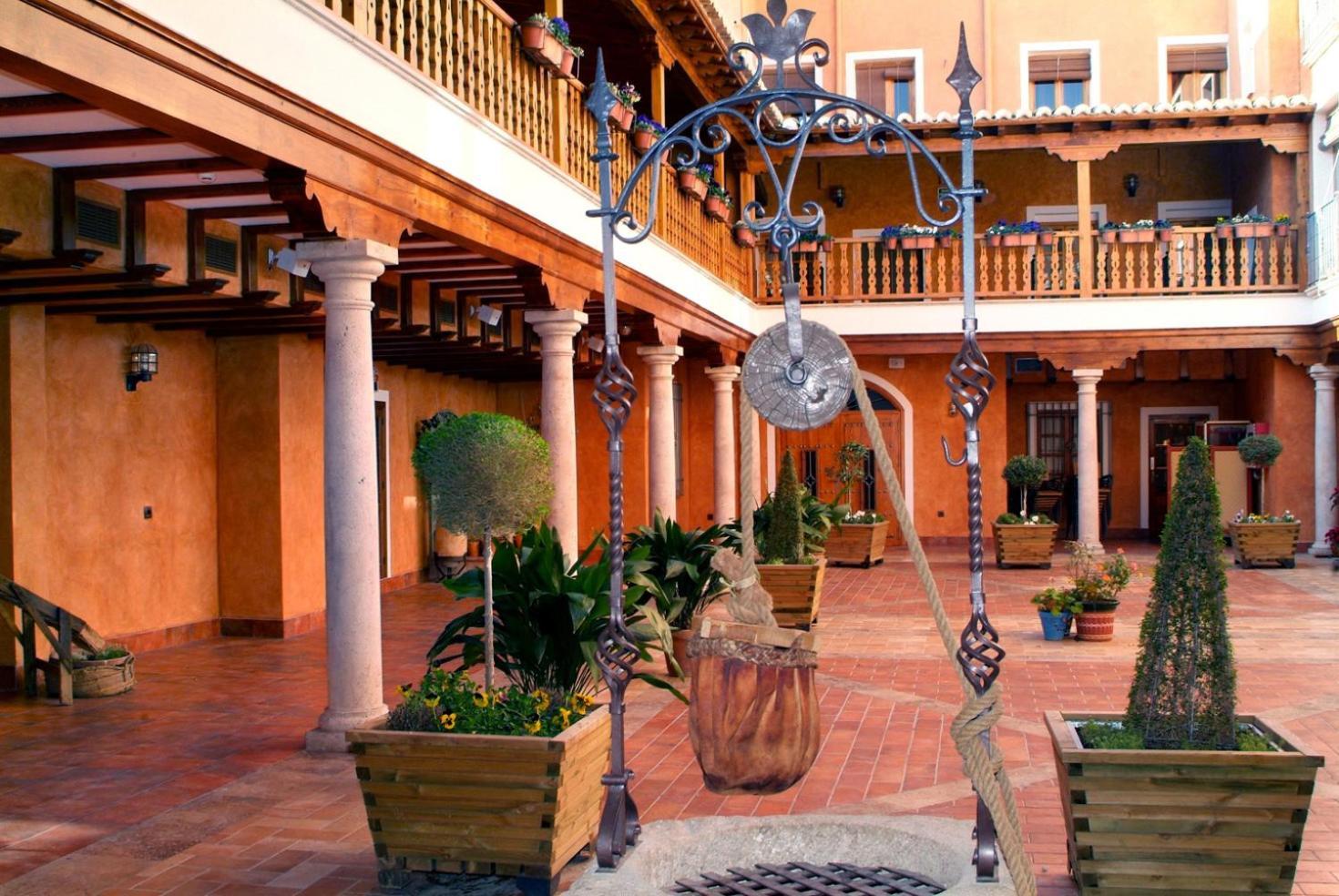 Hotel Menano Manzanares Extérieur photo